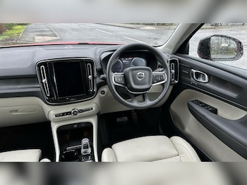 Used Volvo XC40 2023 for sale - 77559342: Photo