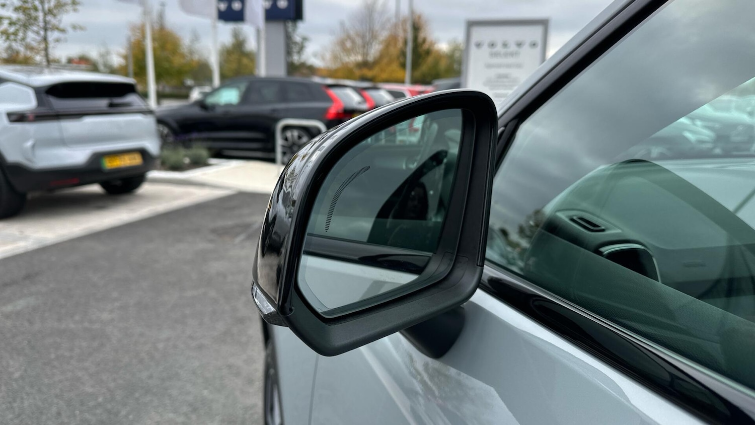 Used Volvo XC40 2025 for sale - 76511901: Photo 18