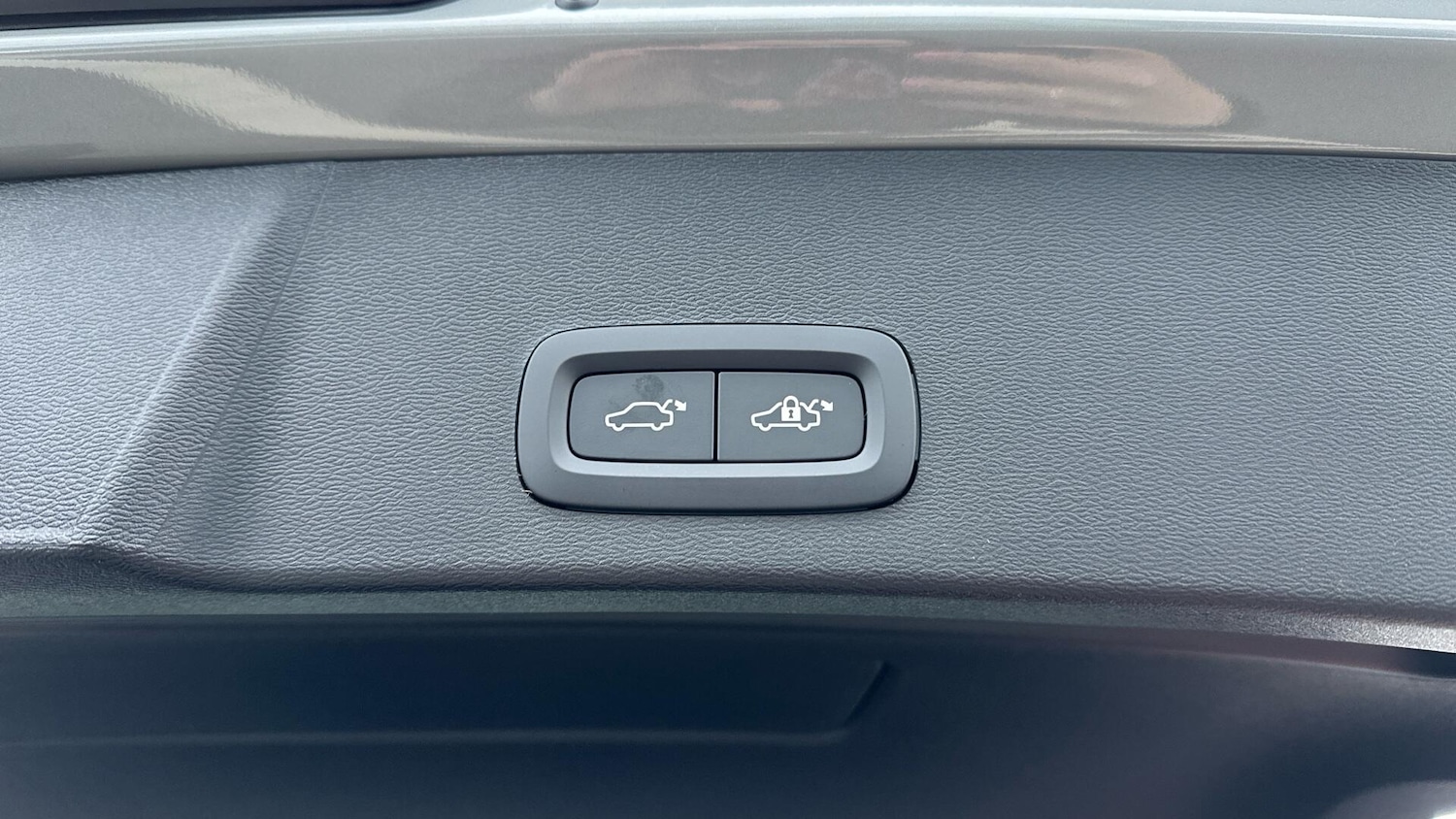 Used Volvo XC40 2025 for sale - 76511901: Photo 24