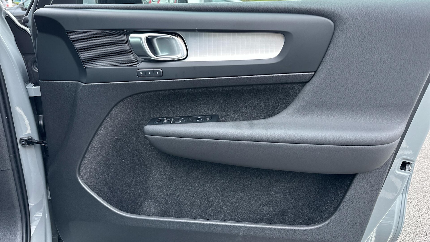 Used Volvo XC40 2025 for sale - 76511901: Photo 29