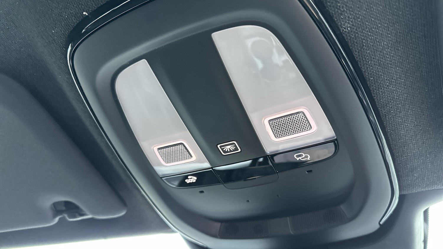 Used Volvo XC40 2025 for sale - 76511901: Photo 40