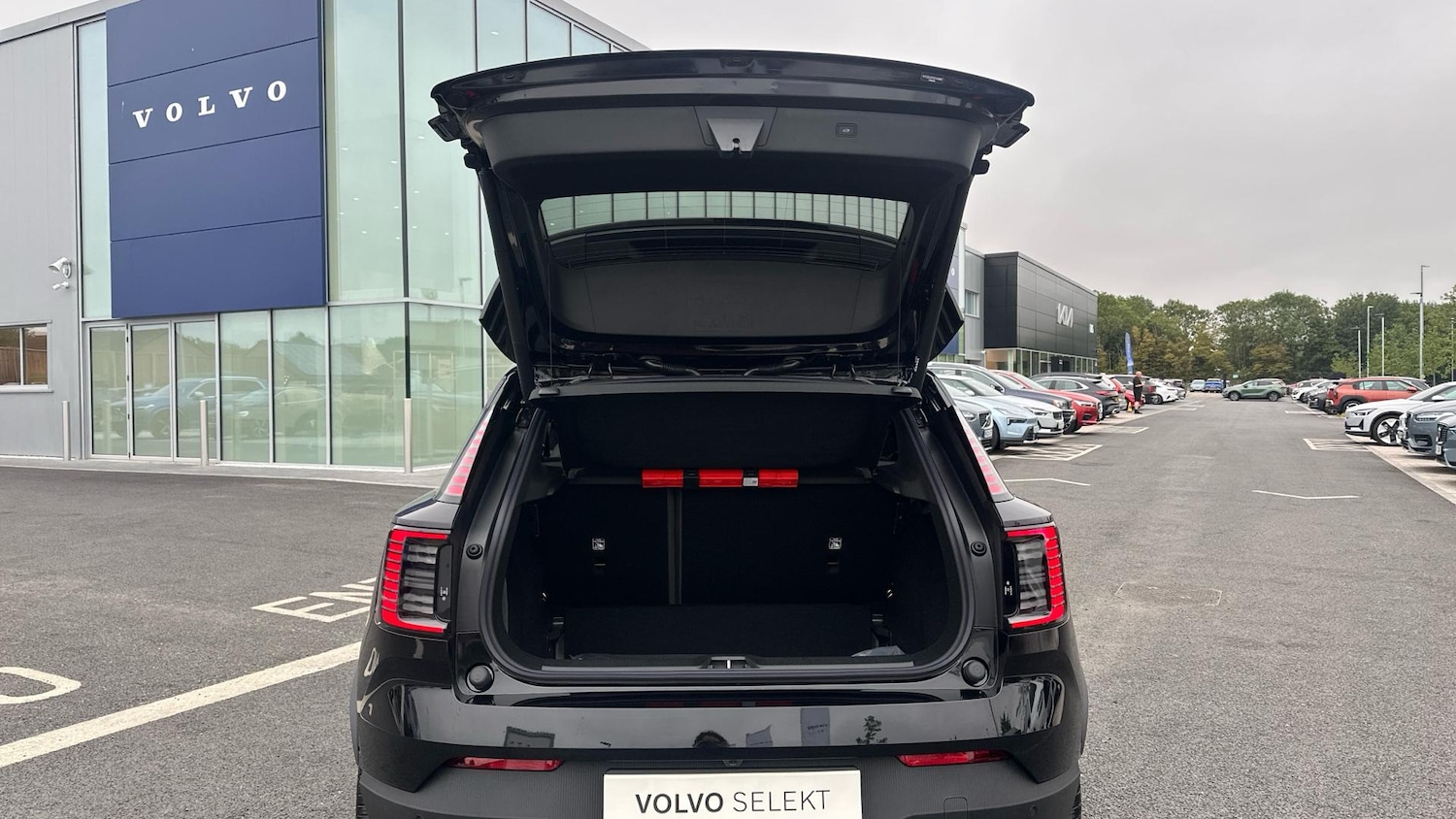 Used Volvo EX30 2025 for sale - 76634092: Photo 14