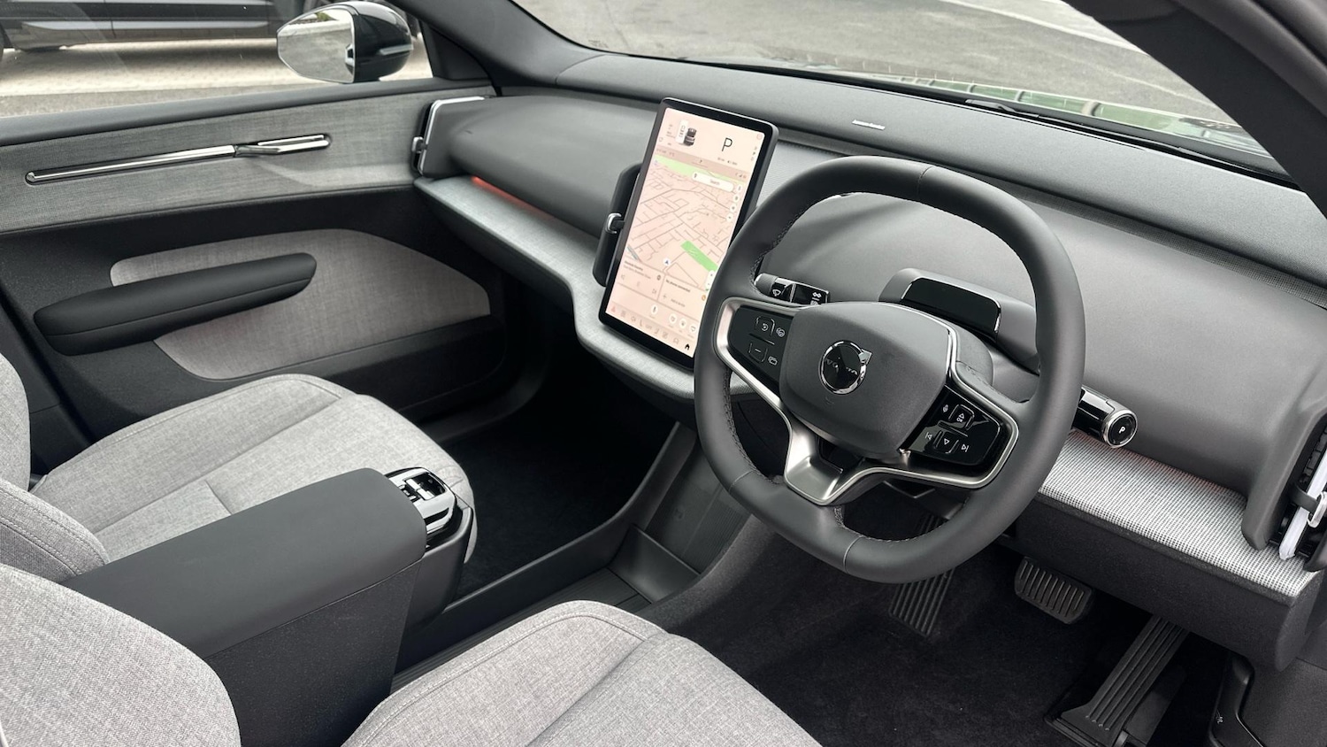 Used Volvo EX30 2025 for sale - 76634092: Photo 5