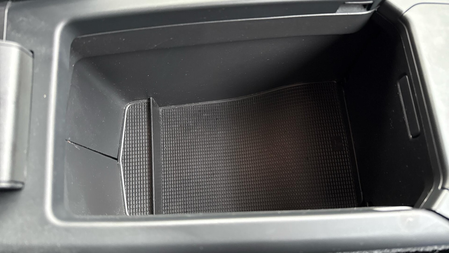 Used Volvo XC40 2022 for sale - 76701763: Photo 48