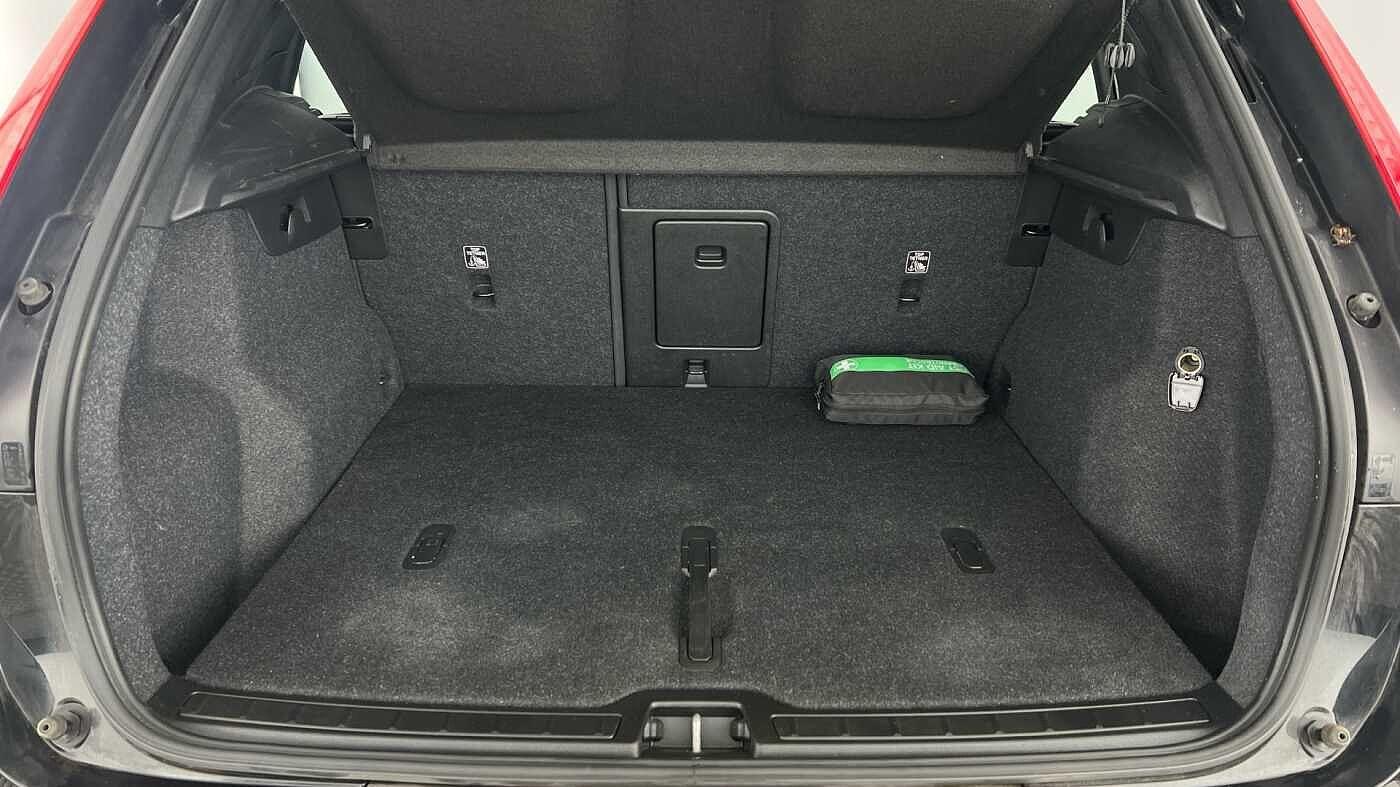 Used Volvo XC40 2022 for sale - 76701763: Photo 5