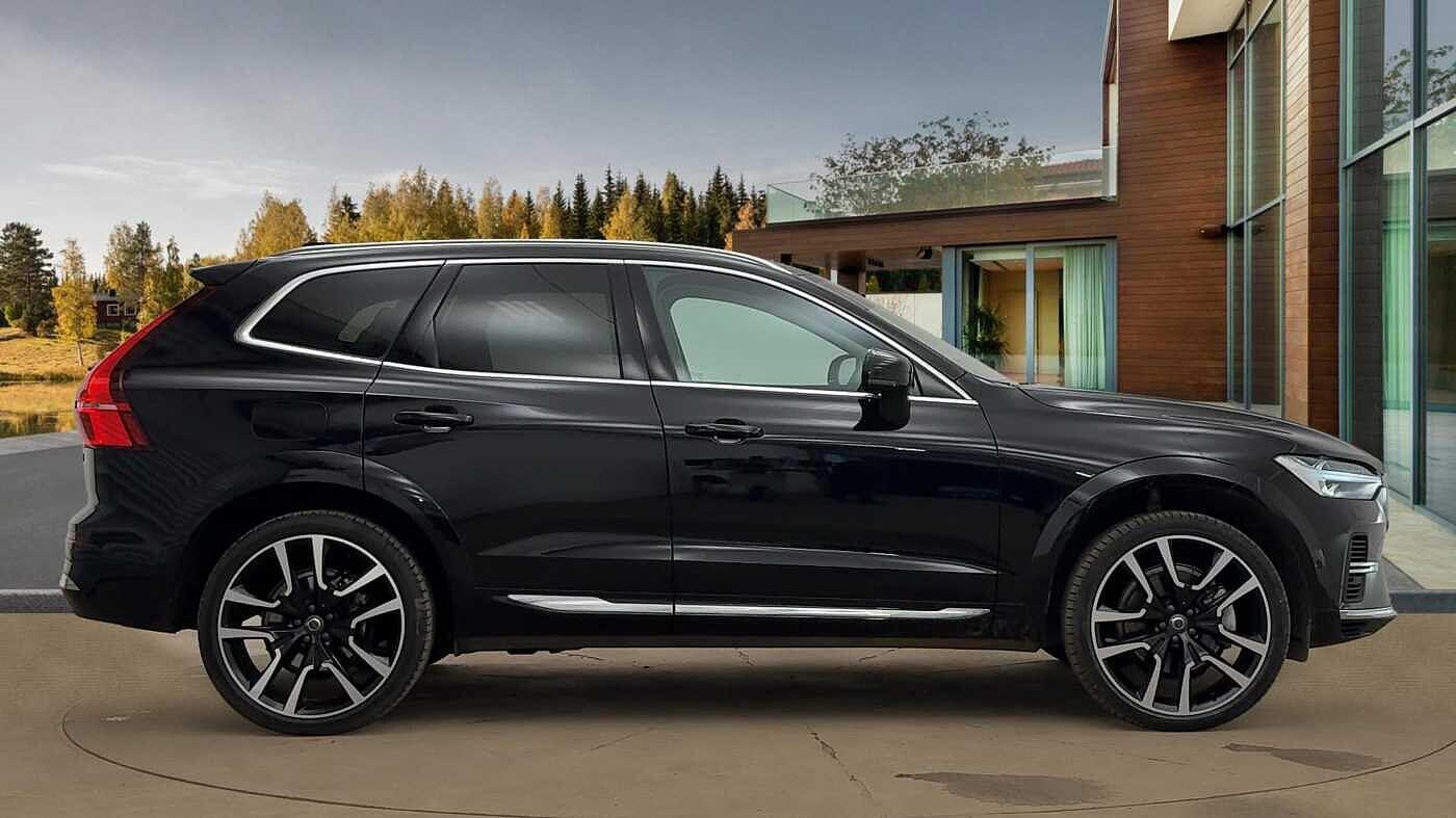 Used Volvo XC60 2024 for sale - 76735282: Photo 2