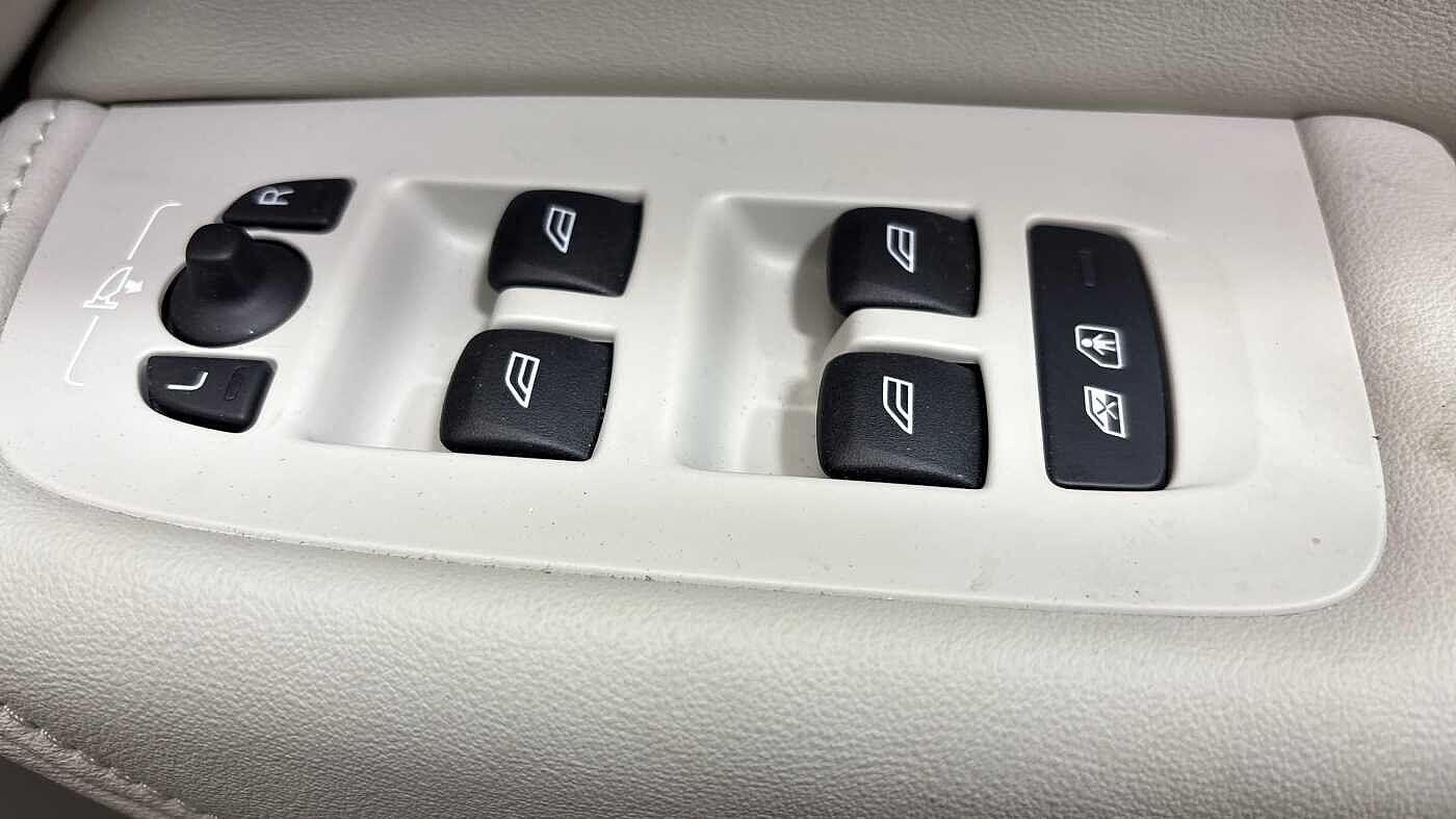 Used Volvo XC60 2024 for sale - 76735282: Photo 25