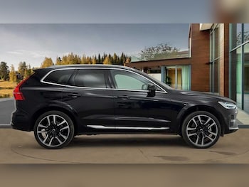 Used Volvo XC60 2024 for sale - 76735282: Photo