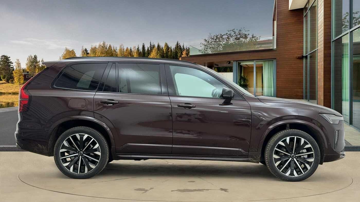 Used Volvo XC90 2025 for sale - 76742854: Photo 2