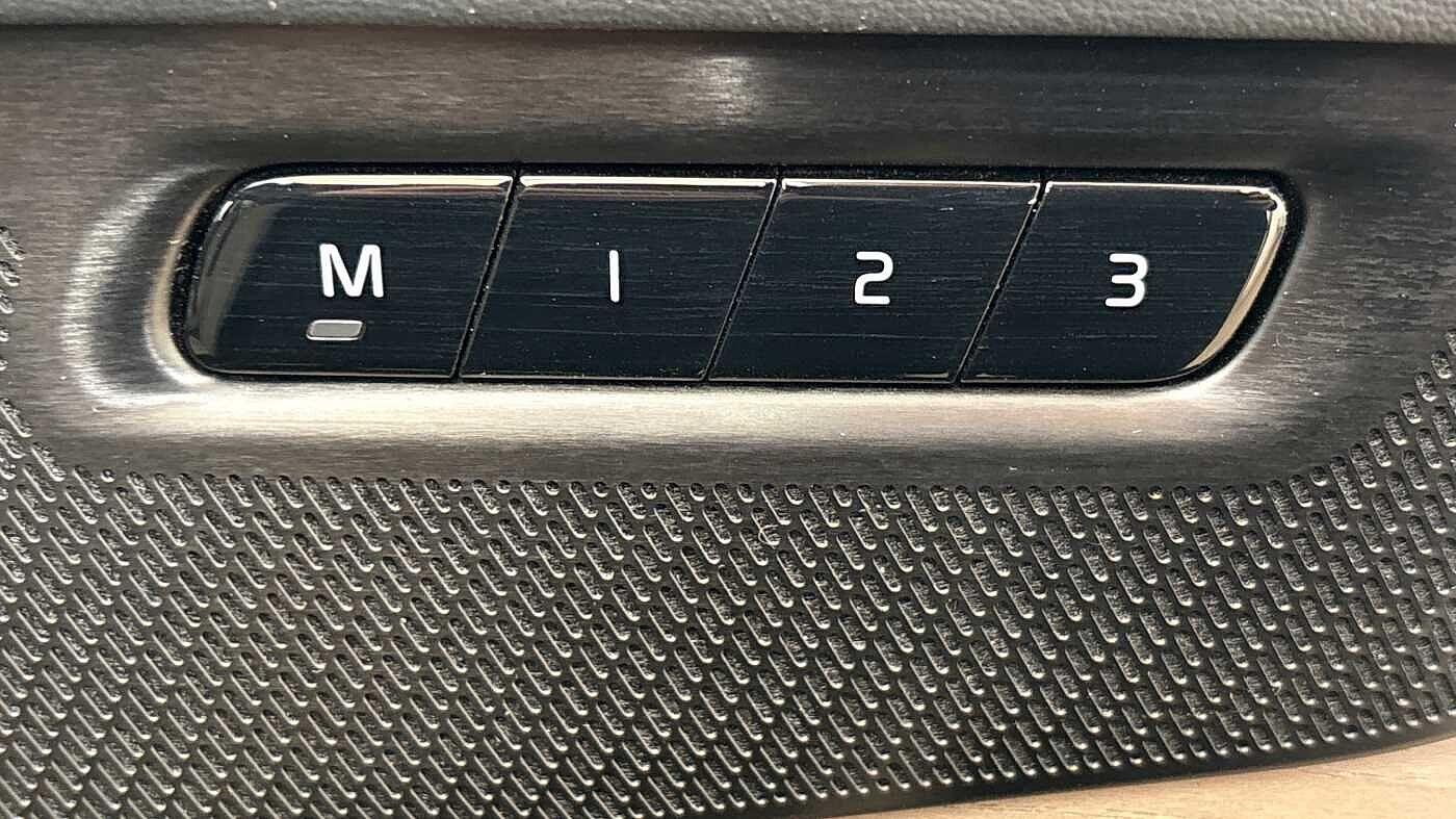 Used Volvo XC90 2025 for sale - 76742854: Photo 26