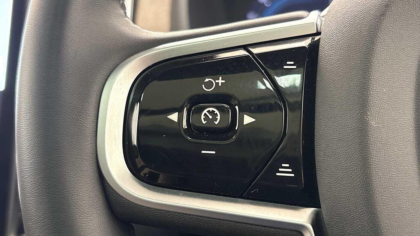 Used Volvo XC90 2025 for sale - 76742854: Photo 31