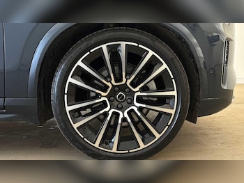 Used Volvo XC90 2025 for sale - 78404091: Photo