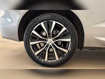 Used Volvo XC60 2025 for sale - 78461346: Photo