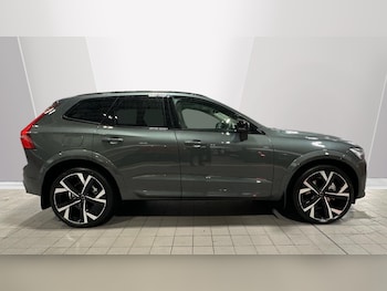 Used Volvo XC60 2025 for sale - 76584272: Photo