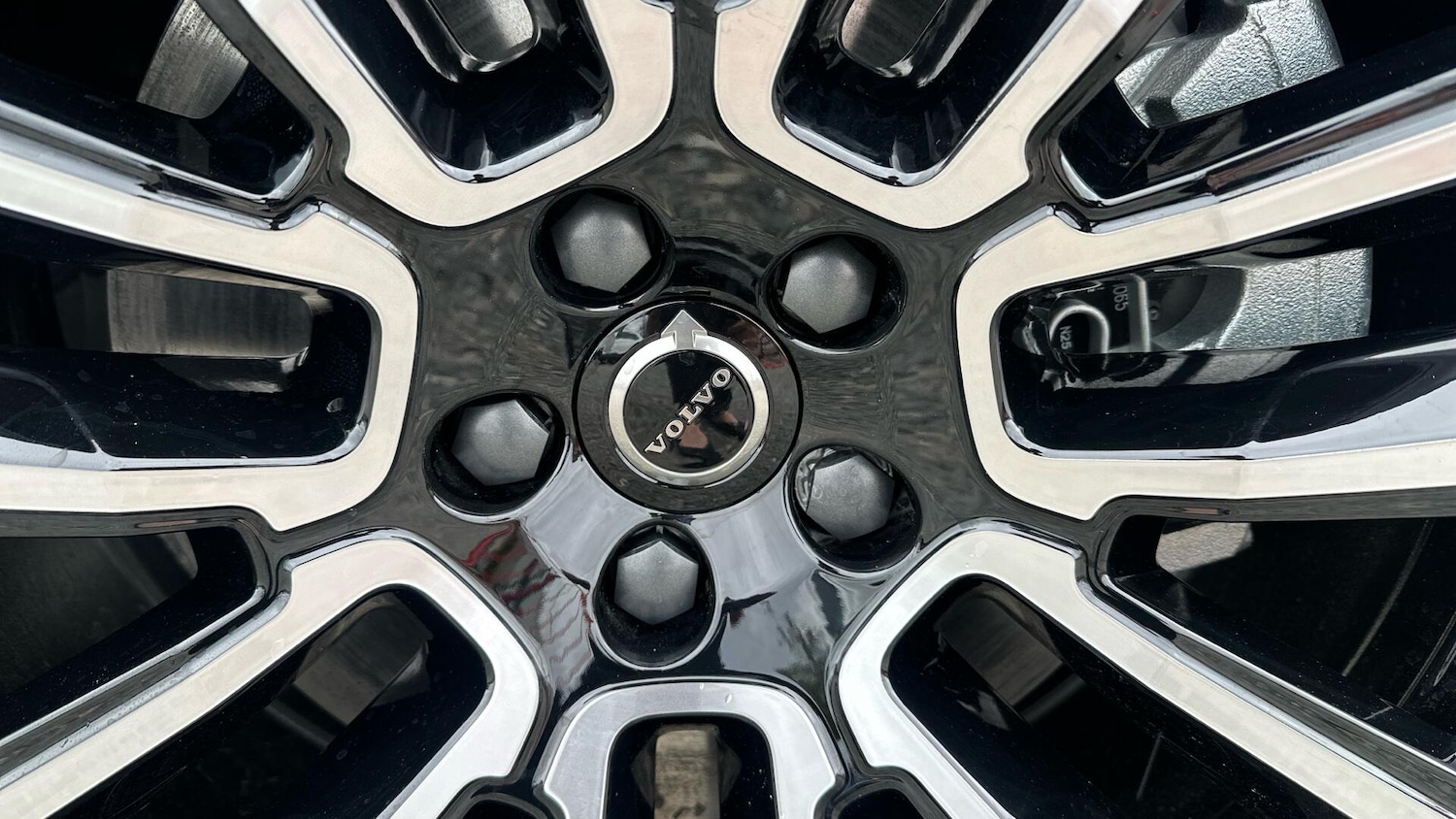 Used Volvo XC90 2025 for sale - 76337356: Photo 15