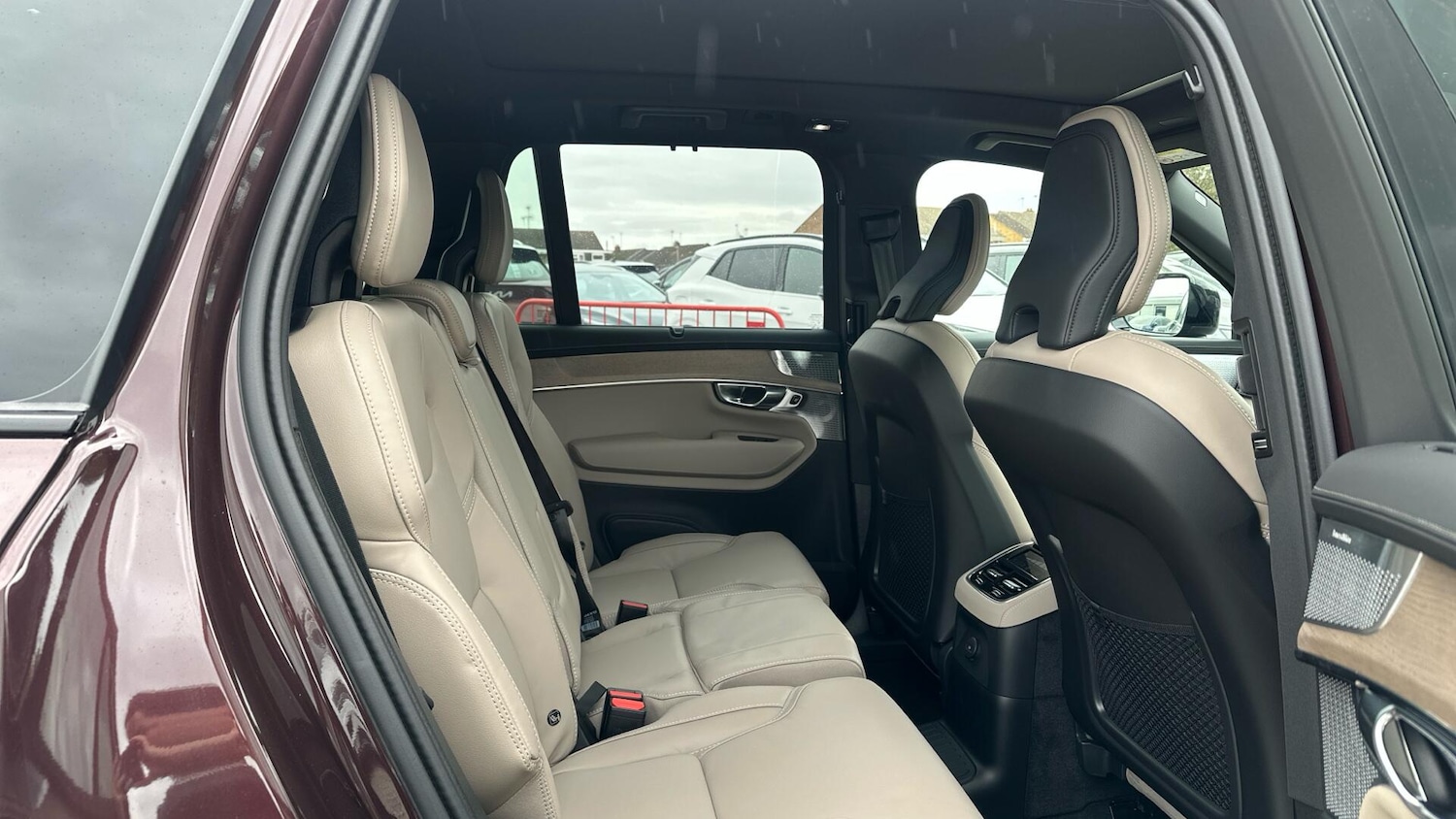 Used Volvo XC90 2025 for sale - 76337356: Photo 6