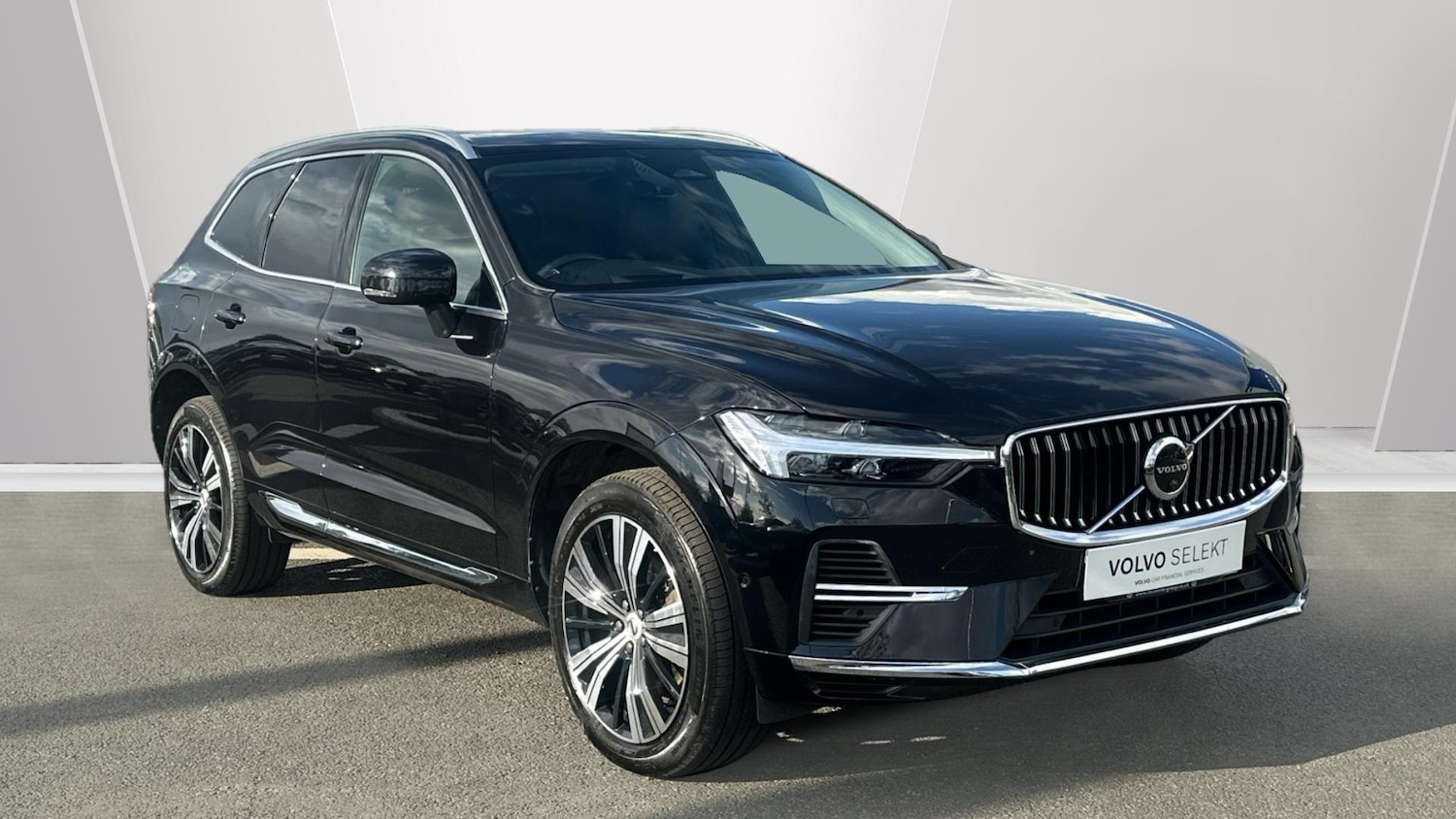 Used Volvo XC60 2022 for sale - 76337903: Photo 1