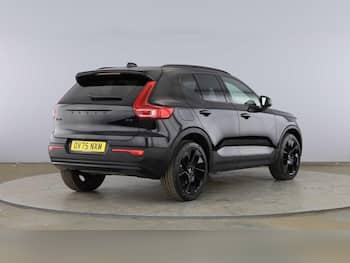 Used Volvo XC40 2025 for sale - 79621412: Photo