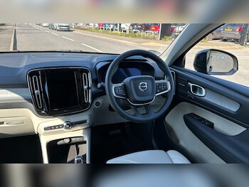 Used Volvo XC40 2026 for sale - 77823840: Photo