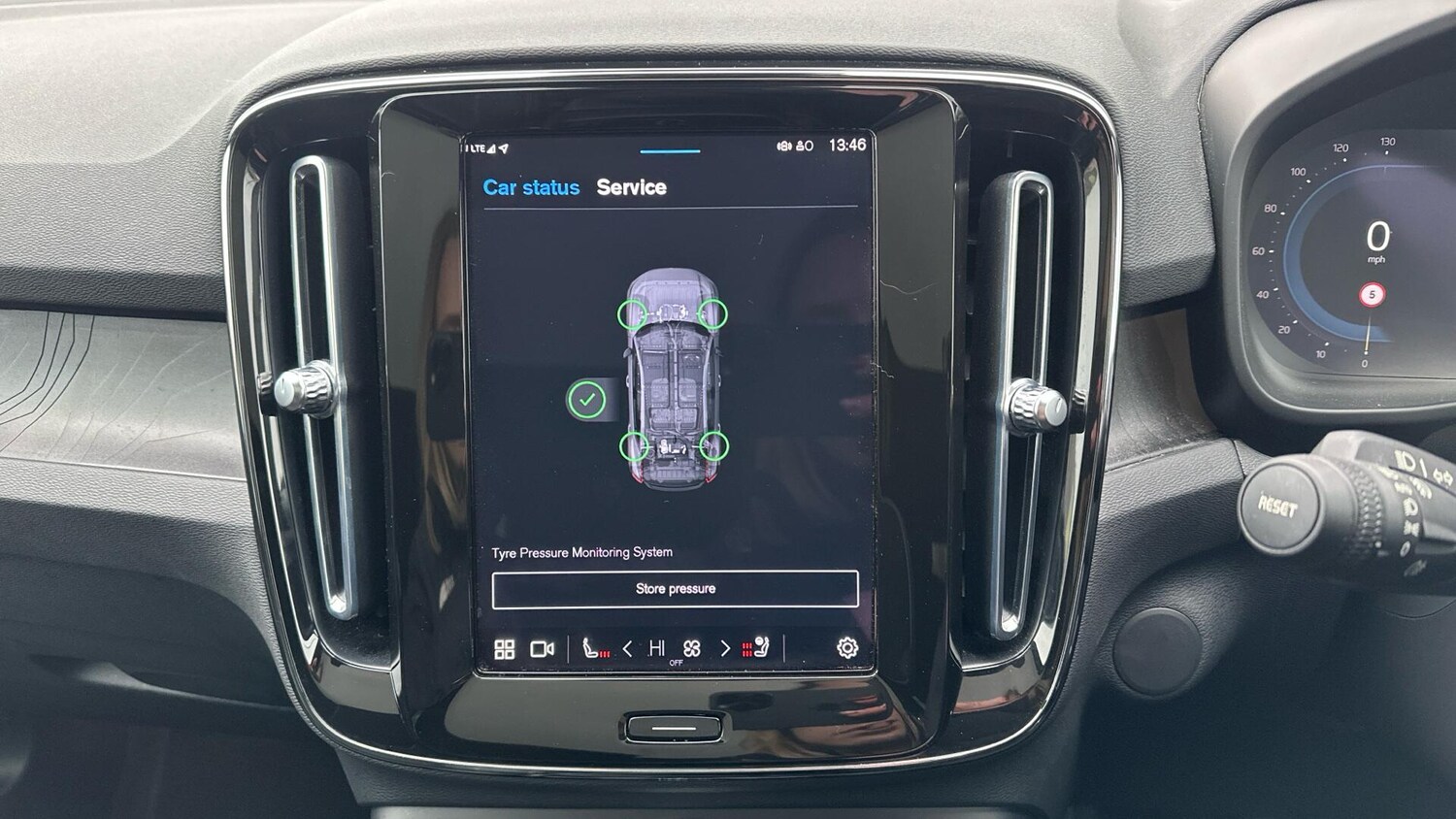 Used Volvo C40 for sale - 78136137: Photo 15