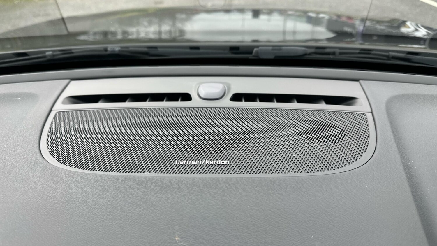 Used Volvo C40 for sale - 78136137: Photo 25