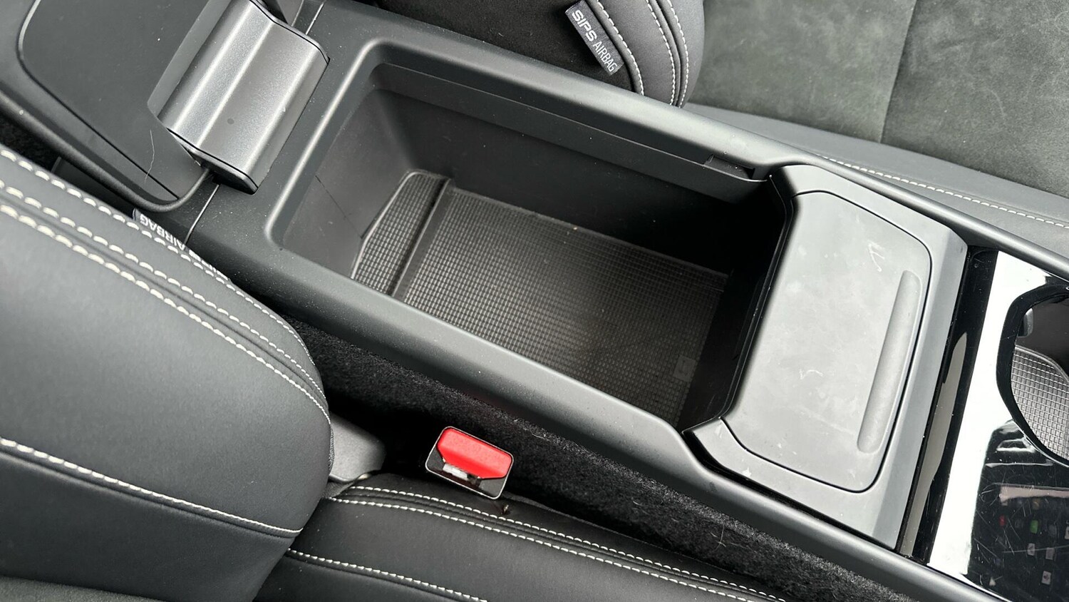 Used Volvo C40 for sale - 78136137: Photo 48