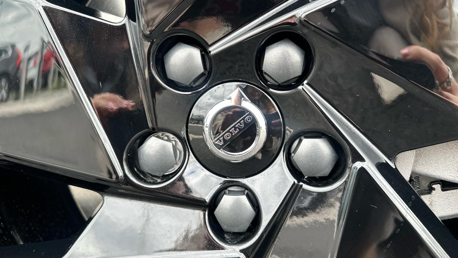 Used Volvo XC40 2025 for sale - 76441267: Photo 15