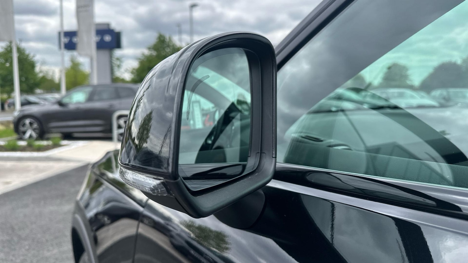 Used Volvo XC40 2025 for sale - 76441267: Photo 18