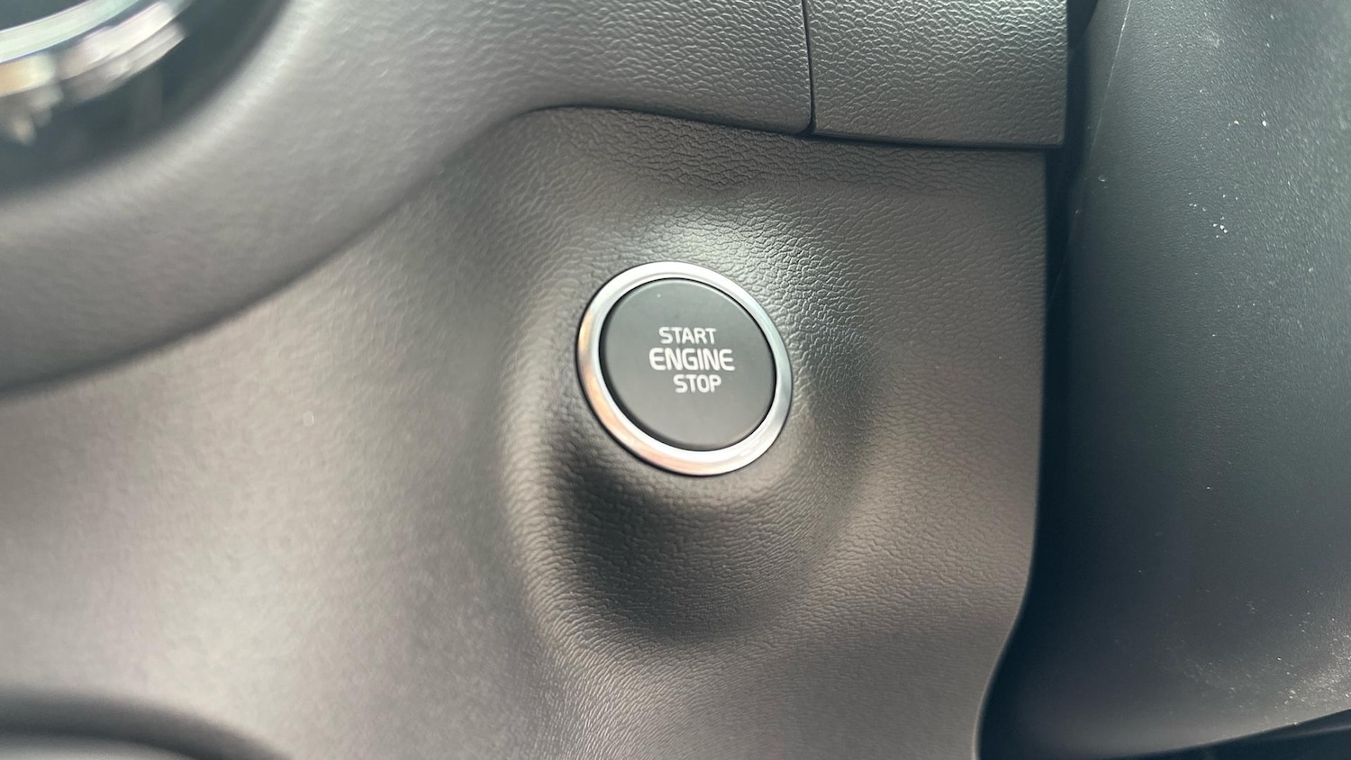 Used Volvo XC40 2025 for sale - 76441267: Photo 34