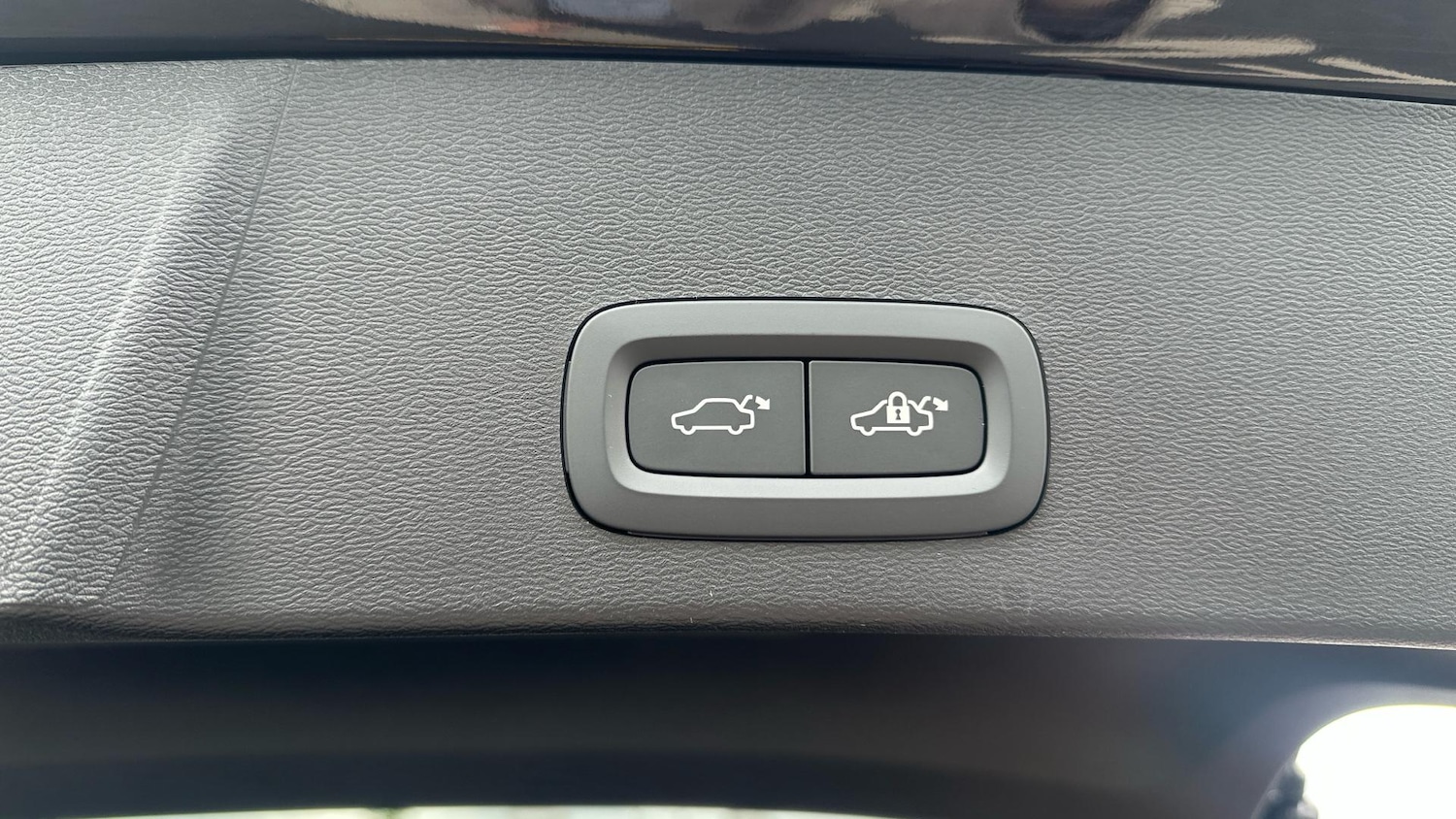 Used Volvo XC40 2025 for sale - 76441267: Photo 38