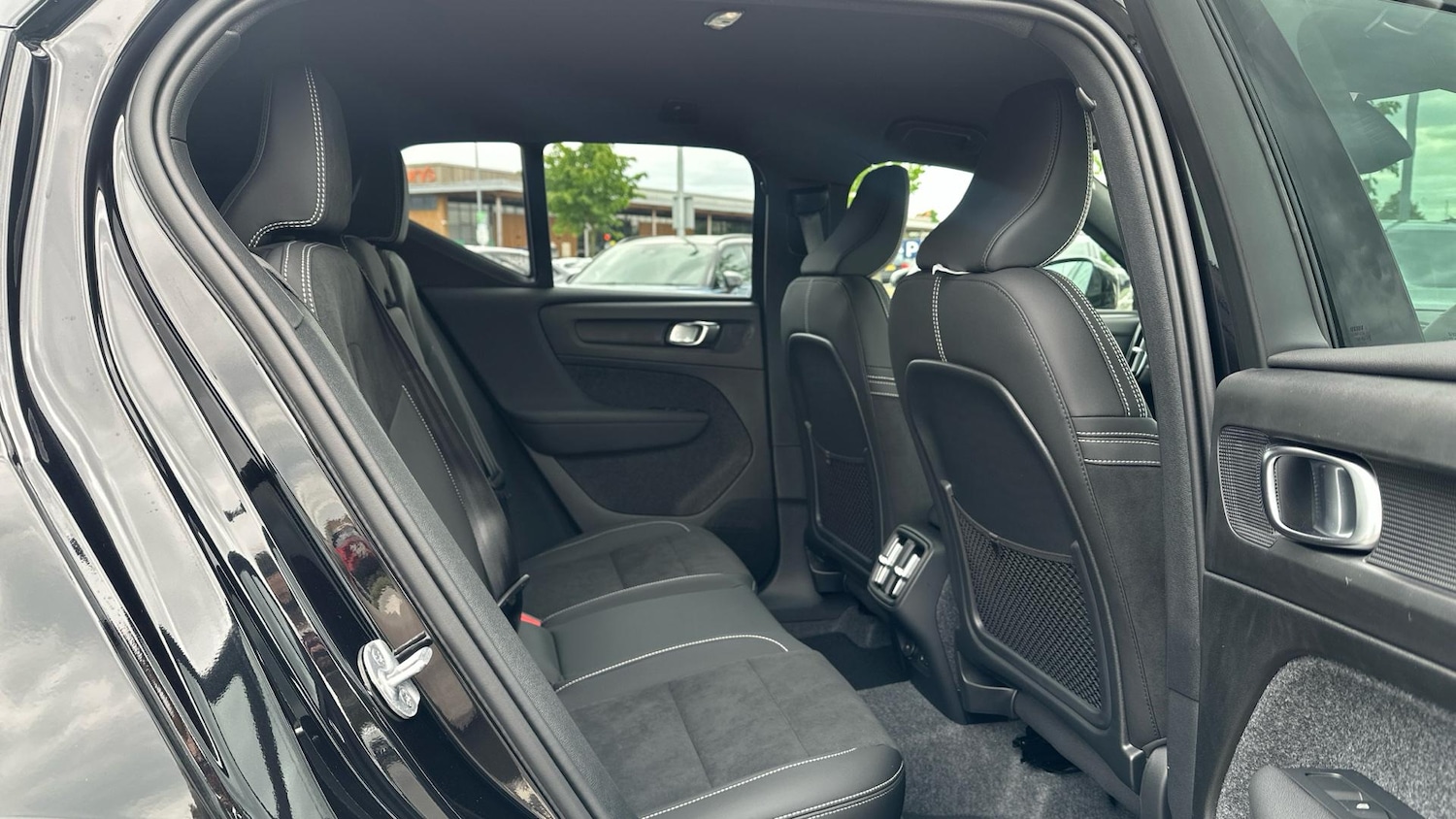 Used Volvo XC40 2025 for sale - 76441267: Photo 6