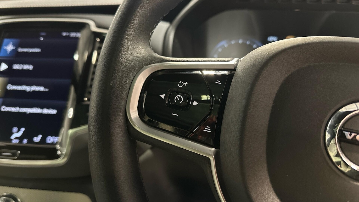 Used Volvo XC90 2021 for sale - 76633772: Photo 35