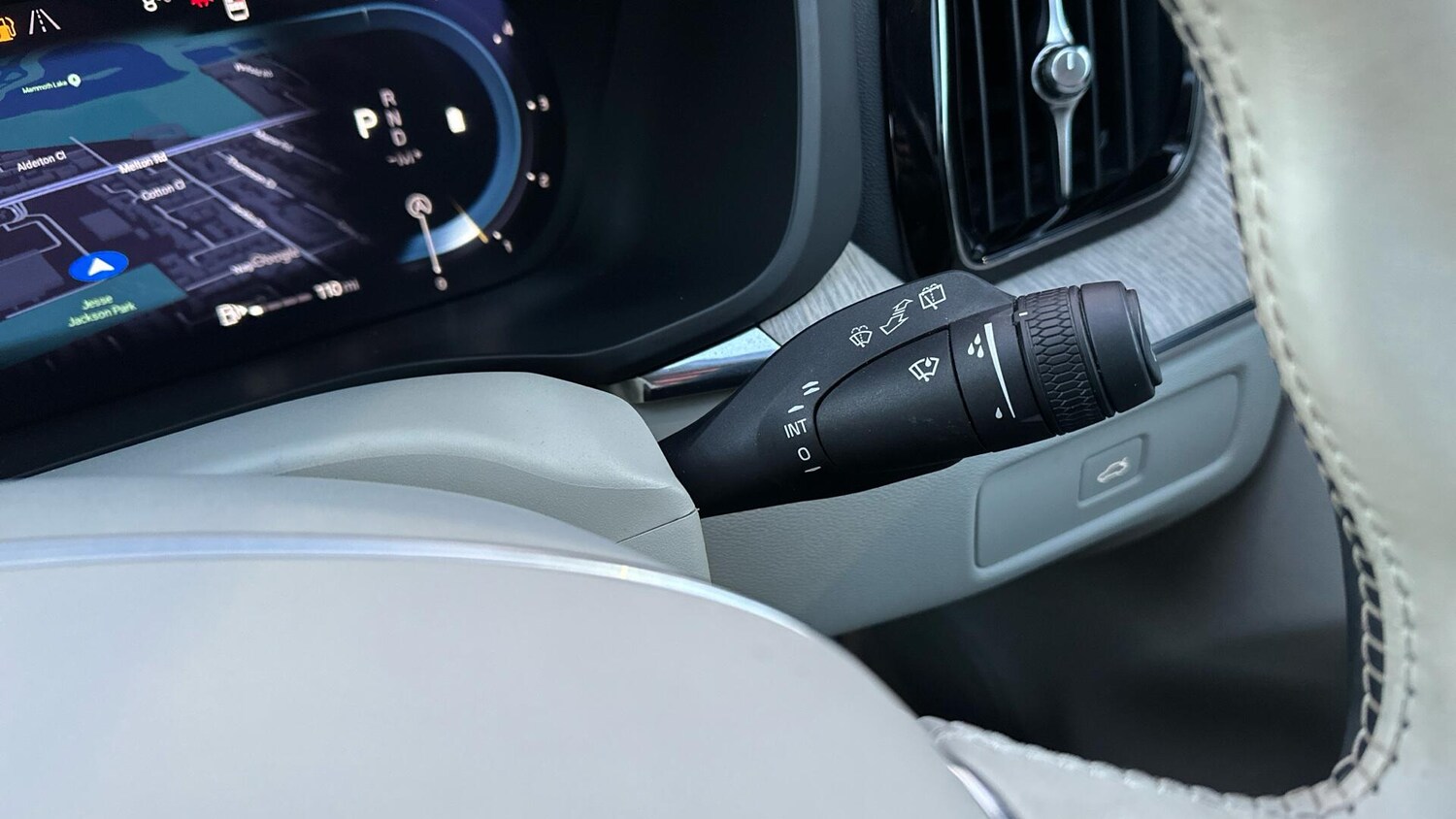 Used Volvo XC60 2022 for sale - 77672951: Photo 23