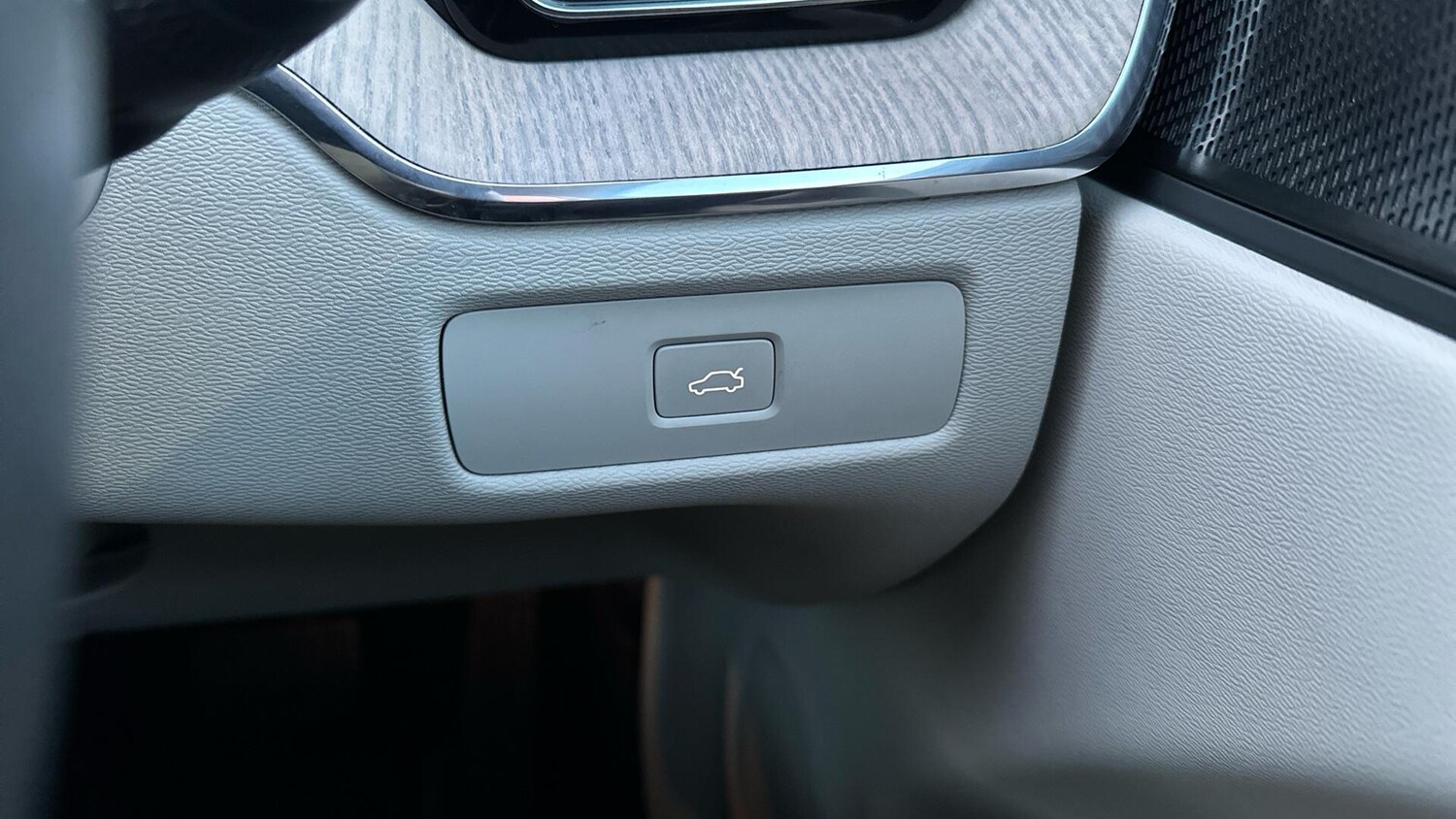 Used Volvo XC60 2022 for sale - 77672951: Photo 45