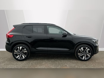 Used Volvo XC40 2025 for sale - 76337650: Photo