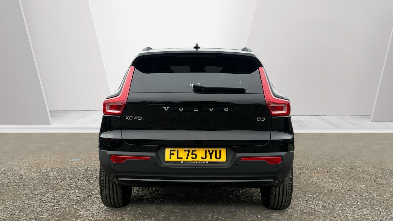 Used Volvo XC40 2025 for sale - 76337650: Photo 7