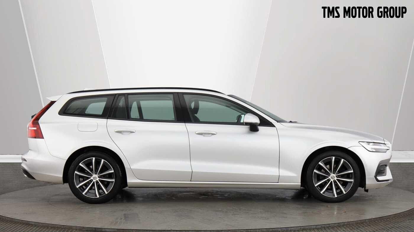 Used Volvo V60 2021 for sale - 77672989: Photo 2