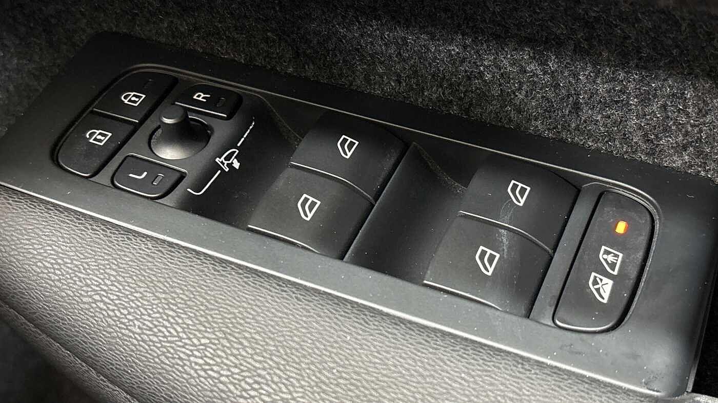 Used Volvo XC40 2022 for sale - 77440417: Photo 24