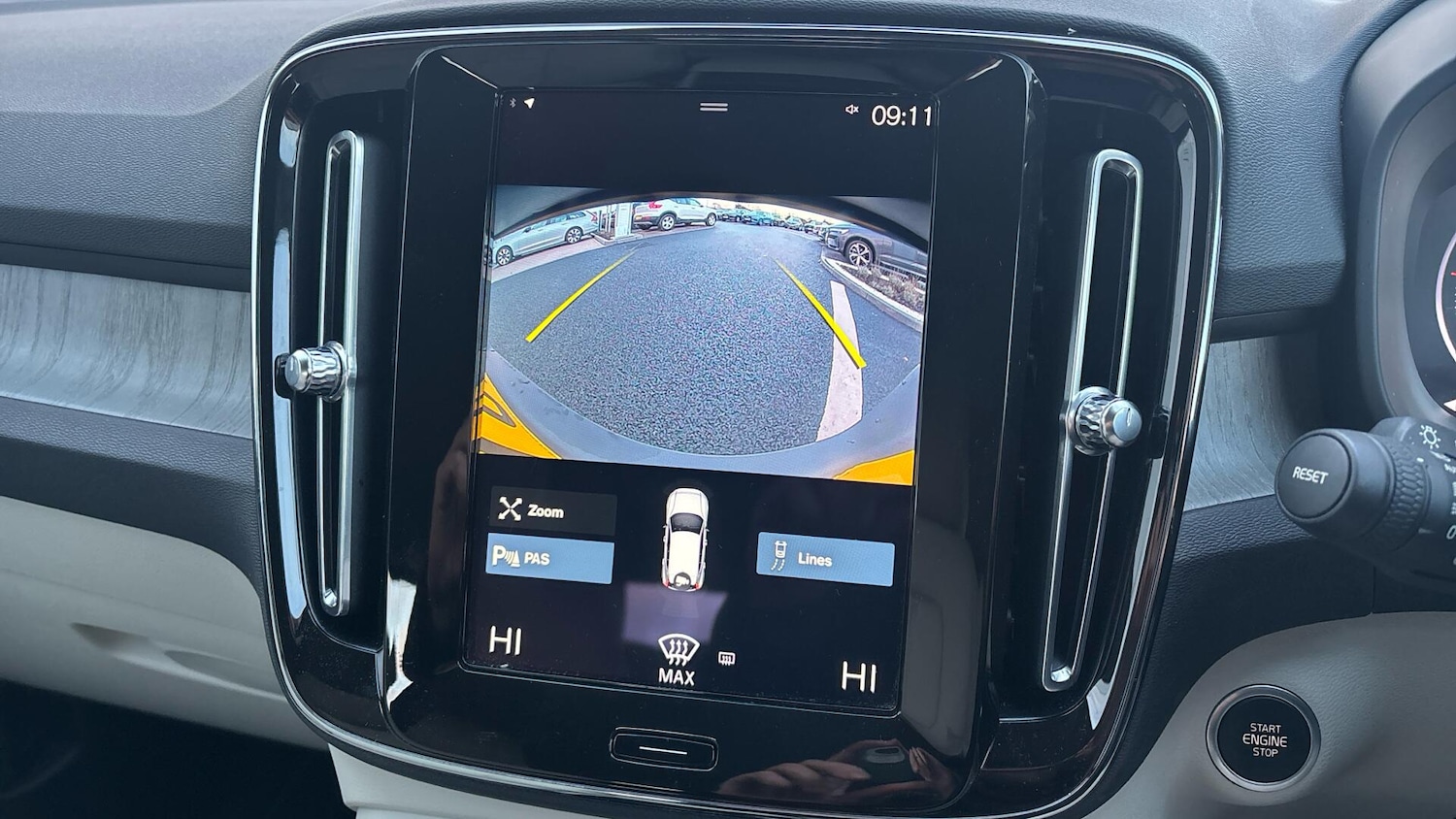 Used Volvo XC40 2021 for sale - 76714872: Photo 14