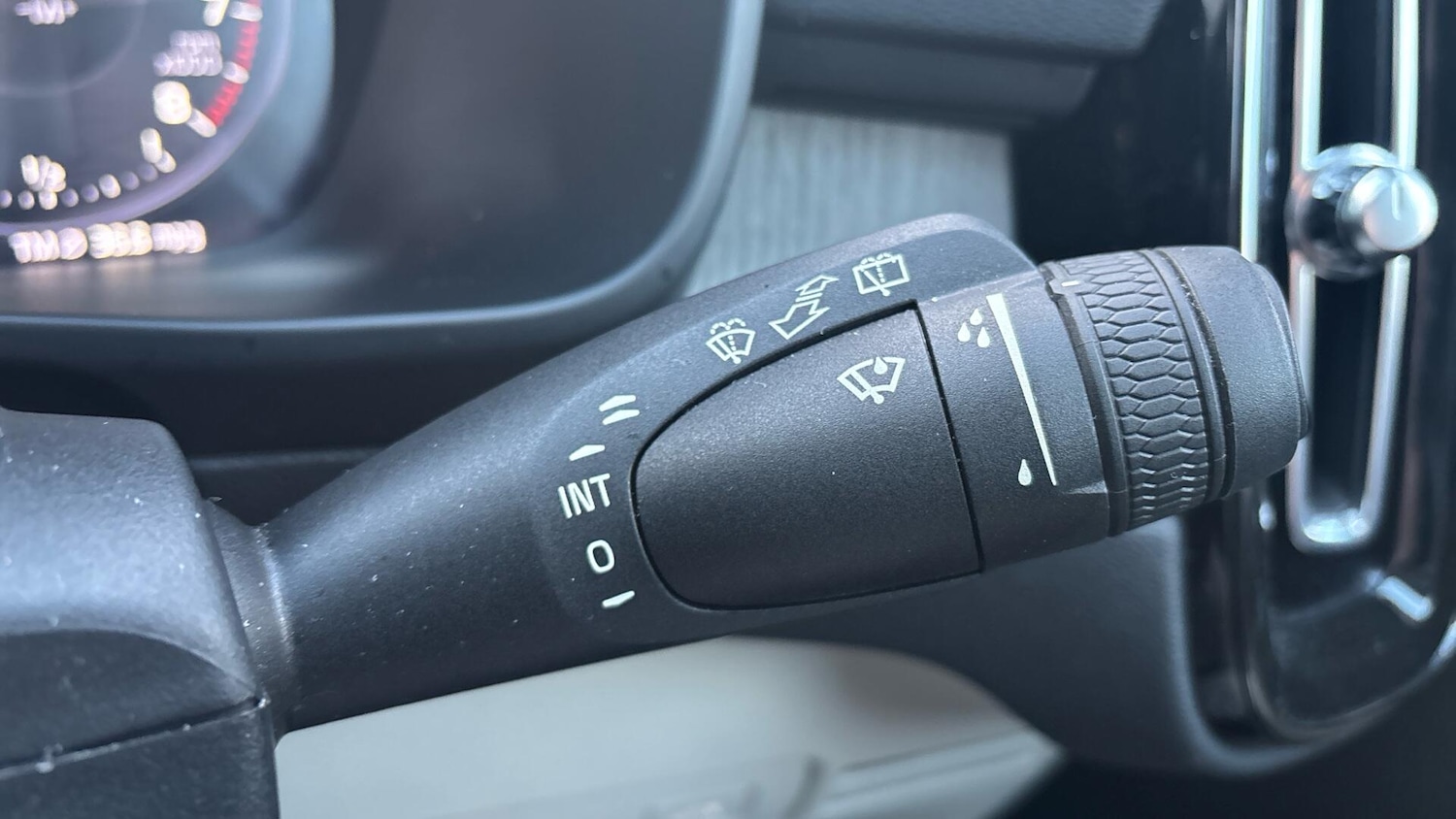 Used Volvo XC40 2021 for sale - 76714872: Photo 21