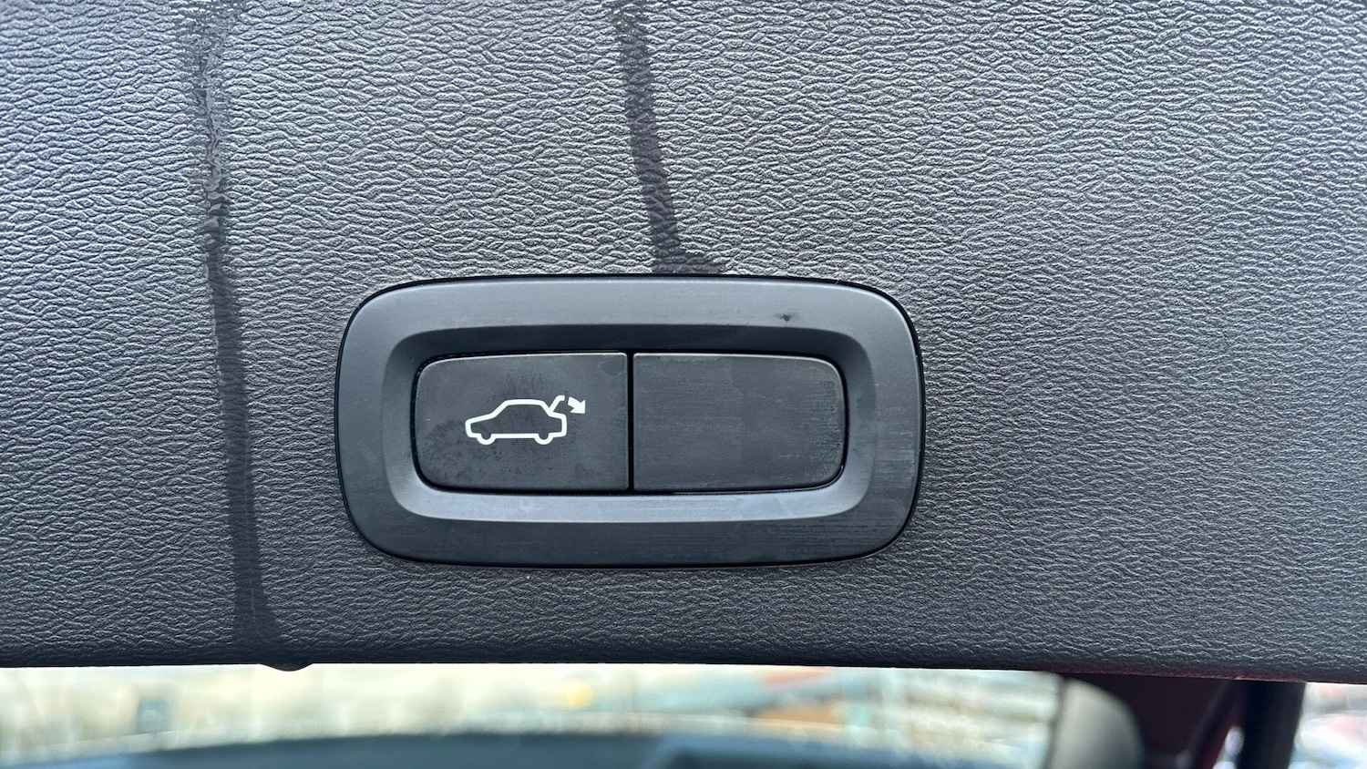 Used Volvo XC40 2021 for sale - 76714872: Photo 31