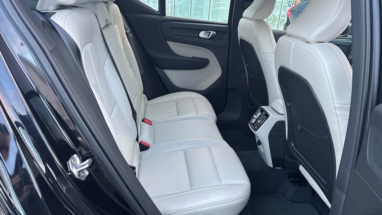 Used Volvo XC40 2021 for sale - 76714872: Photo 6