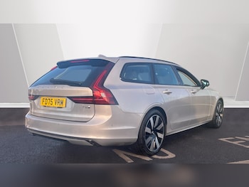 Used Volvo V90 2025 for sale - 77672955: Photo