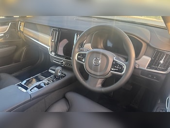 Used Volvo V90 2025 for sale - 77672955: Photo