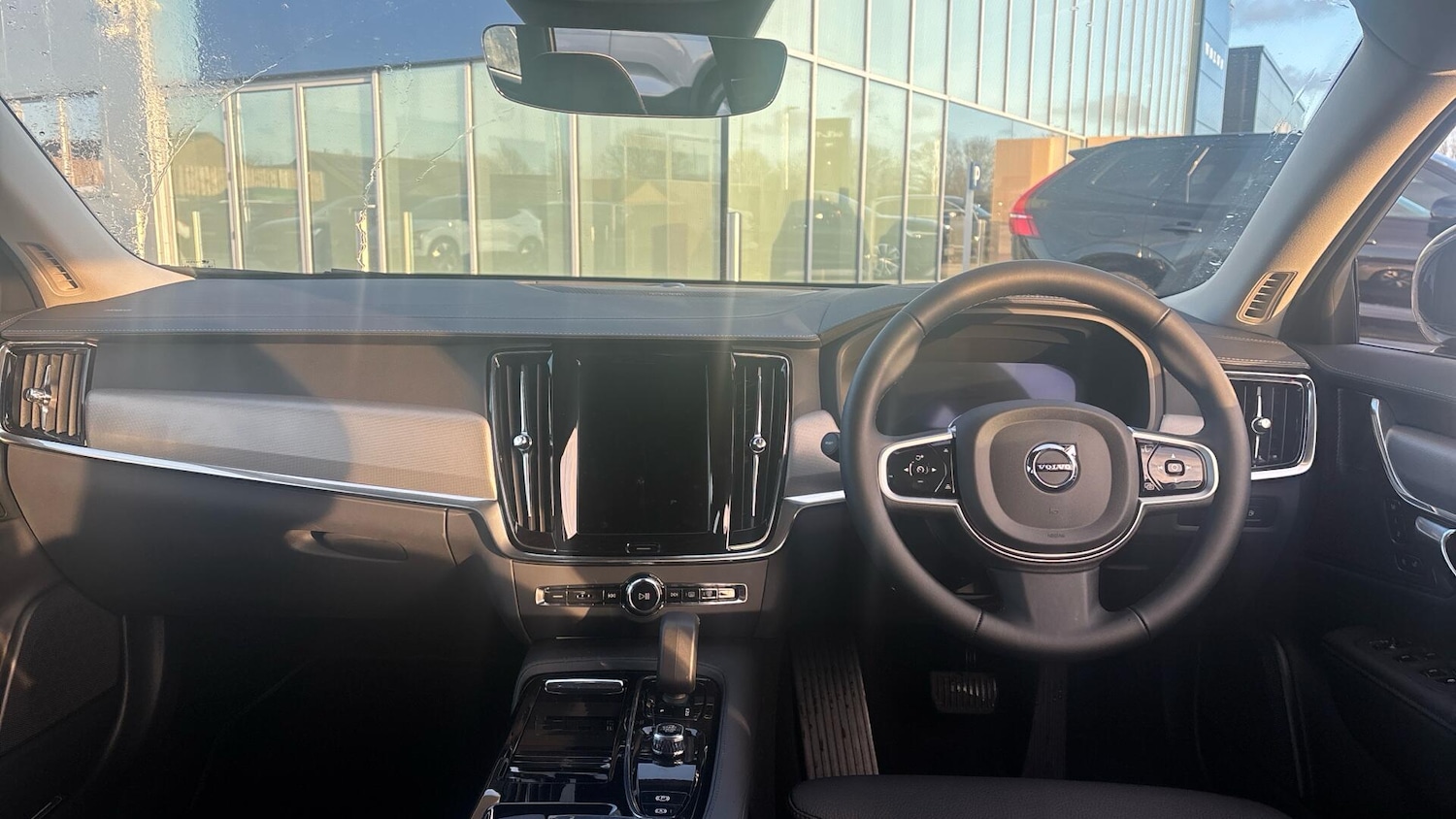 Used Volvo V90 2025 for sale - 77672955: Photo 5