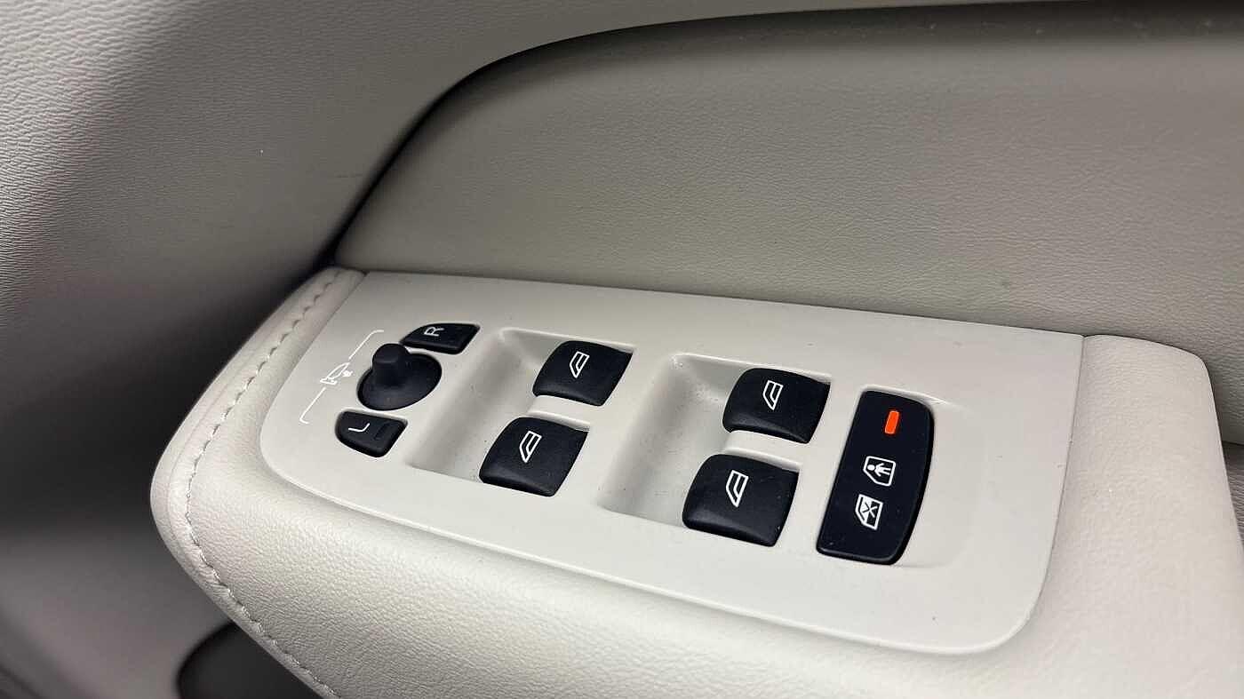 Used Volvo XC60 2025 for sale - 76585273: Photo 25