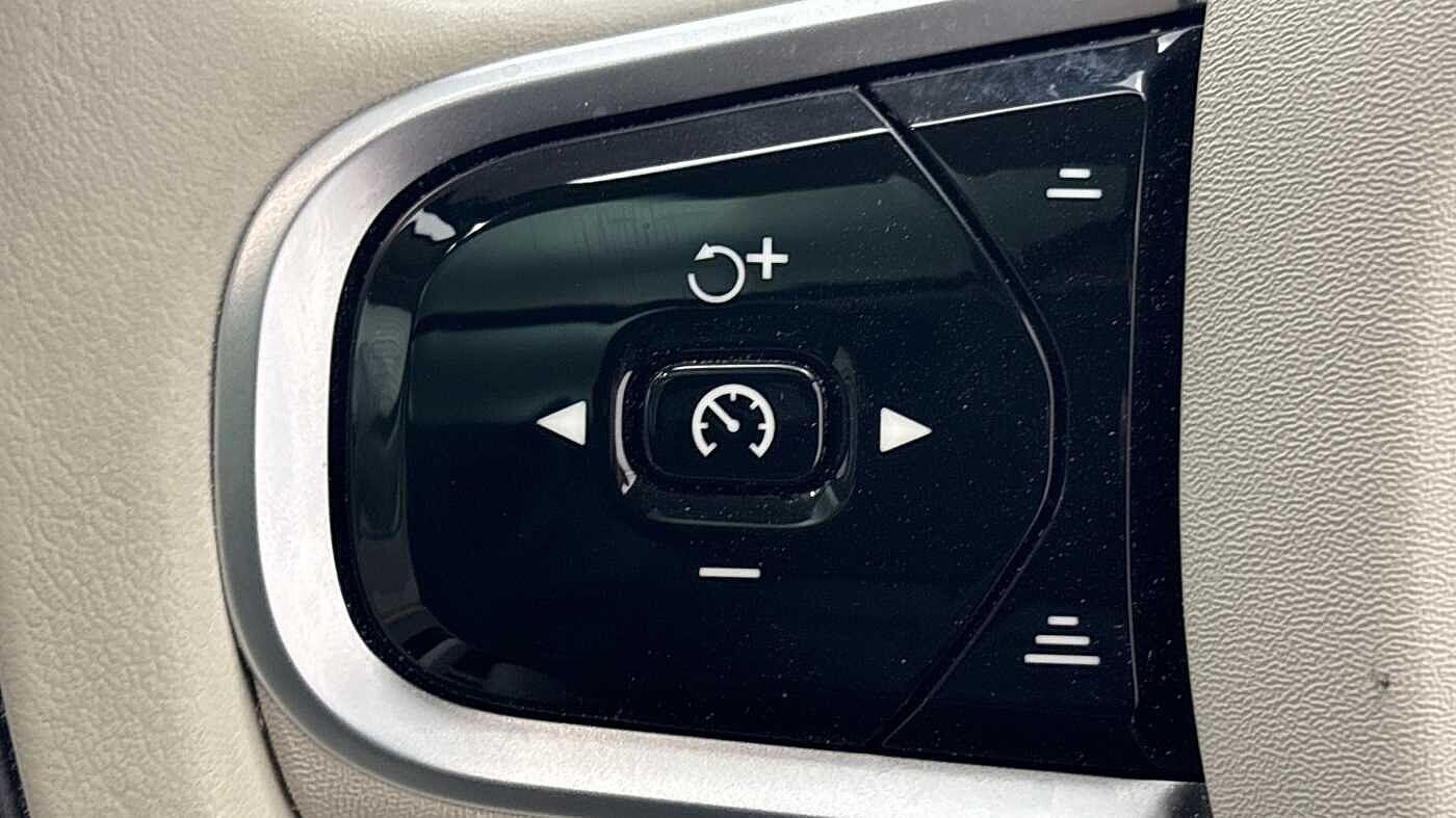 Used Volvo XC60 2025 for sale - 76585273: Photo 31