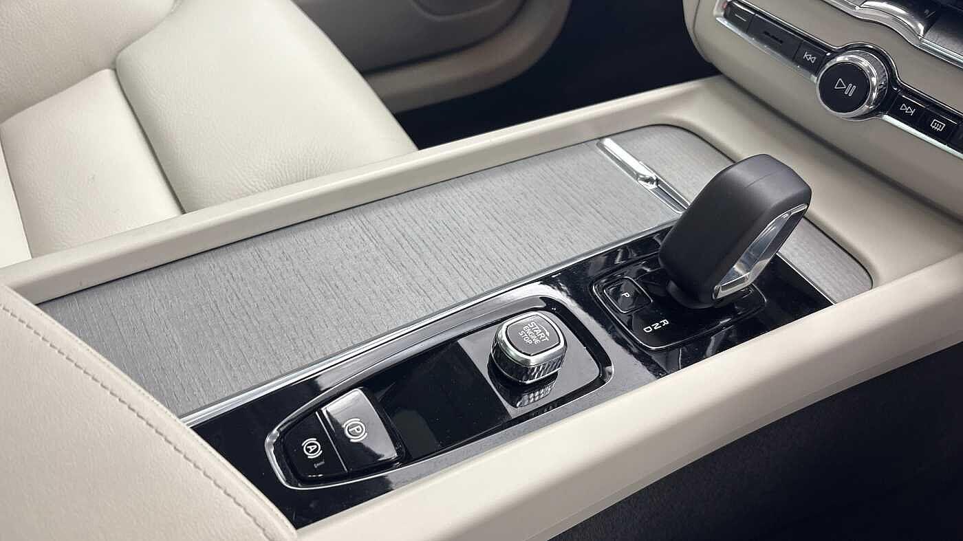 Used Volvo XC60 2025 for sale - 76585273: Photo 32