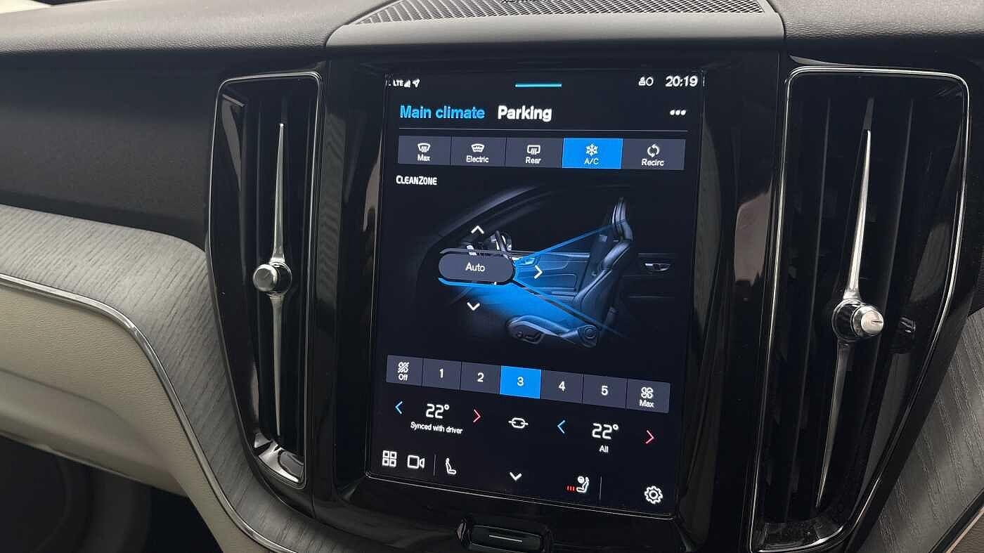 Used Volvo XC60 2025 for sale - 76585273: Photo 39