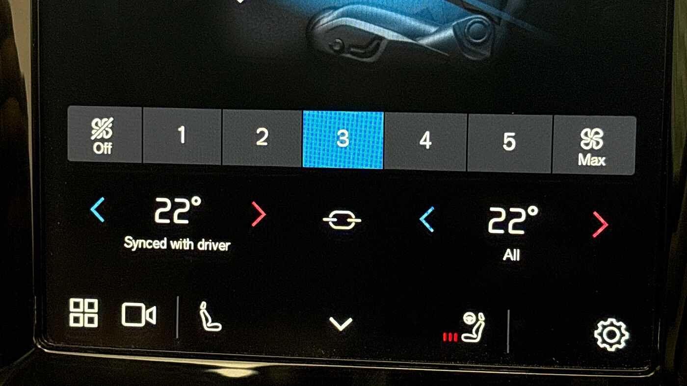 Used Volvo XC60 2025 for sale - 76585273: Photo 40